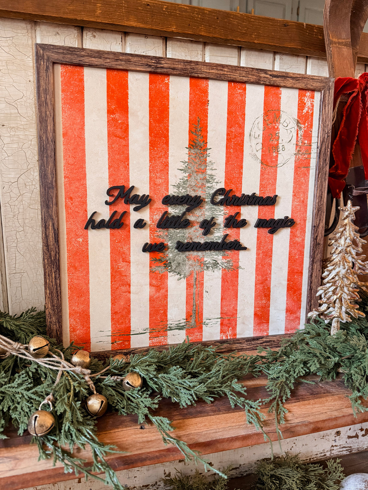 Christmas Magic Quote Vintage Wood Sign