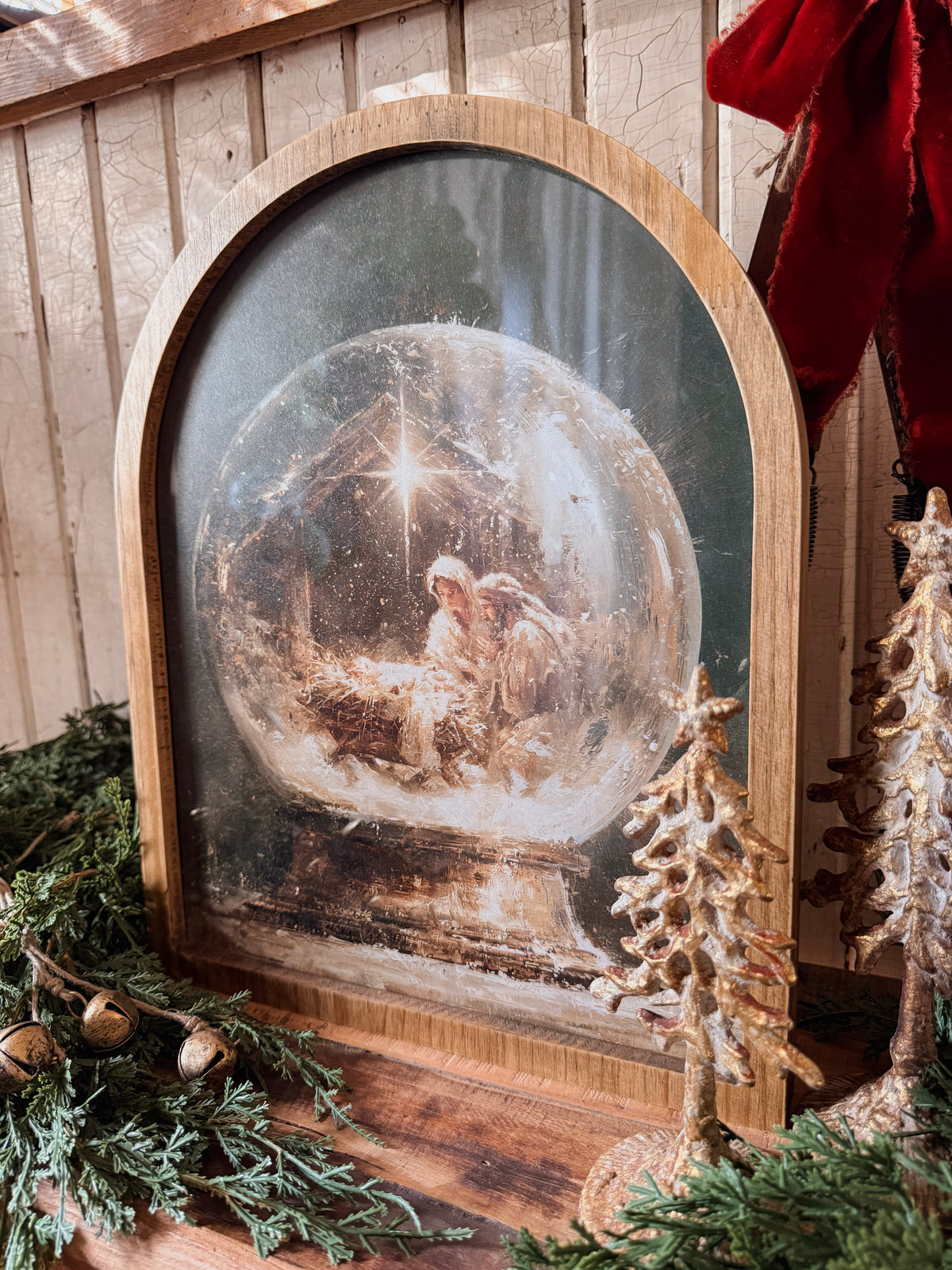 Framed Arch - Christmas Nativity Snow Globe