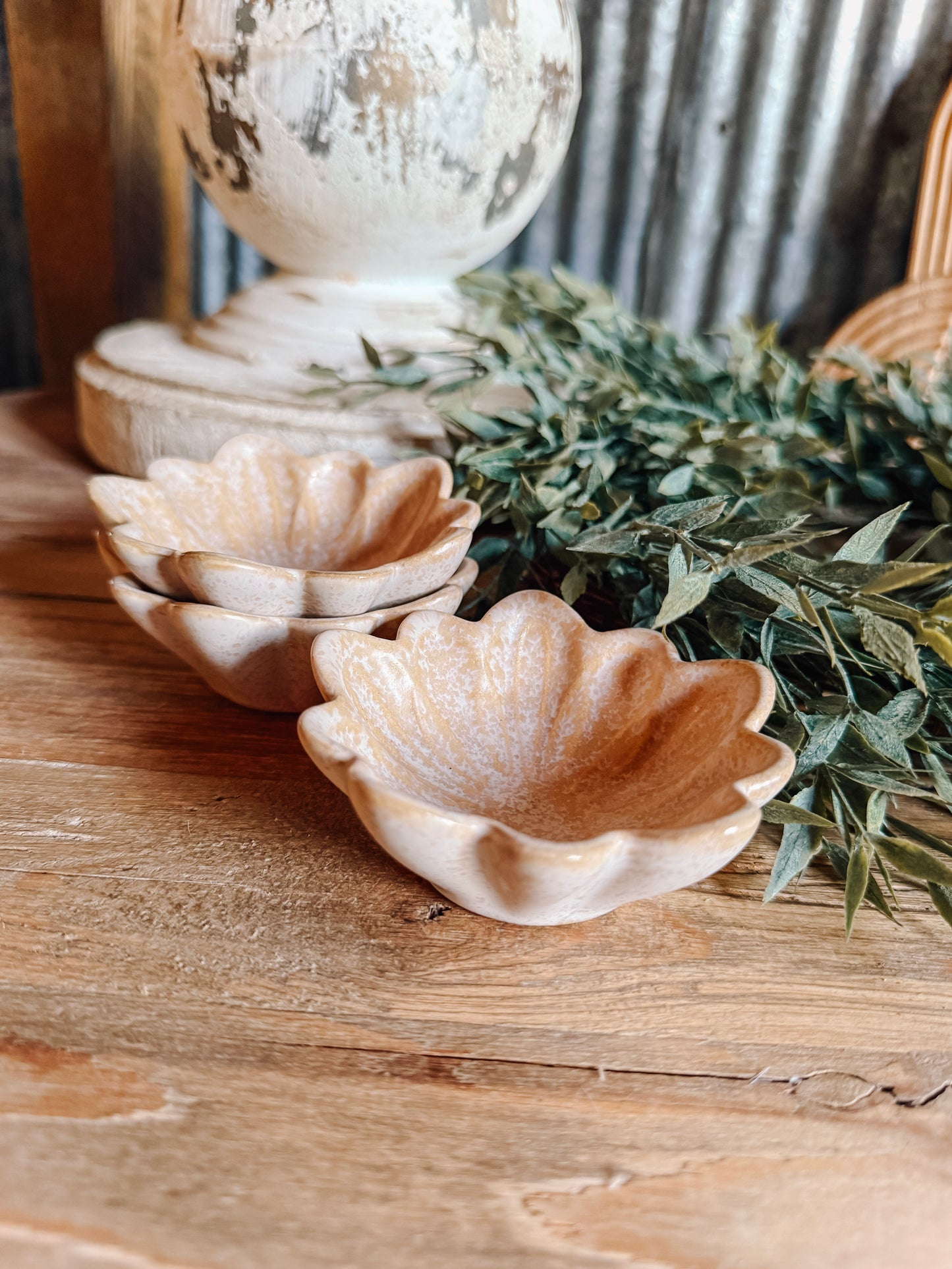 Mini Honey Brown Flower Dish