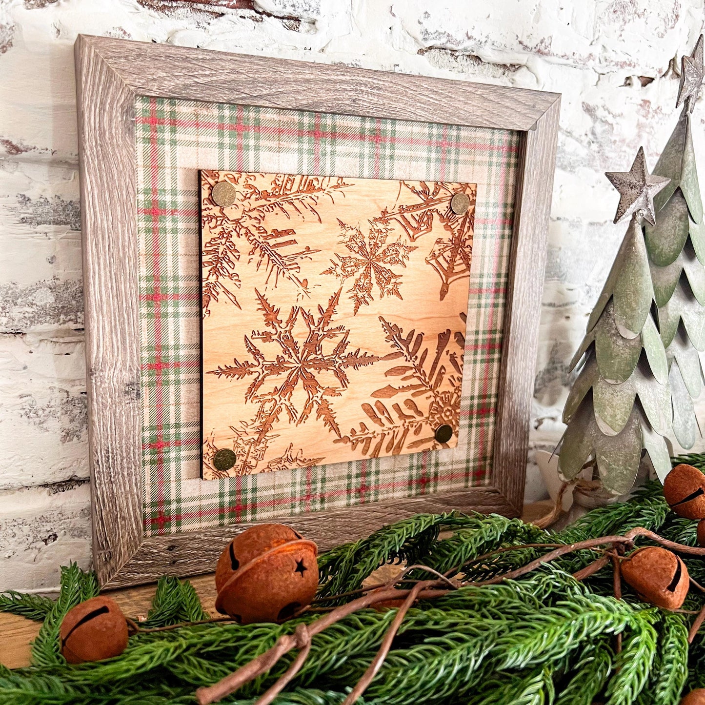 Etched Snowflake with Plaid Background Sign