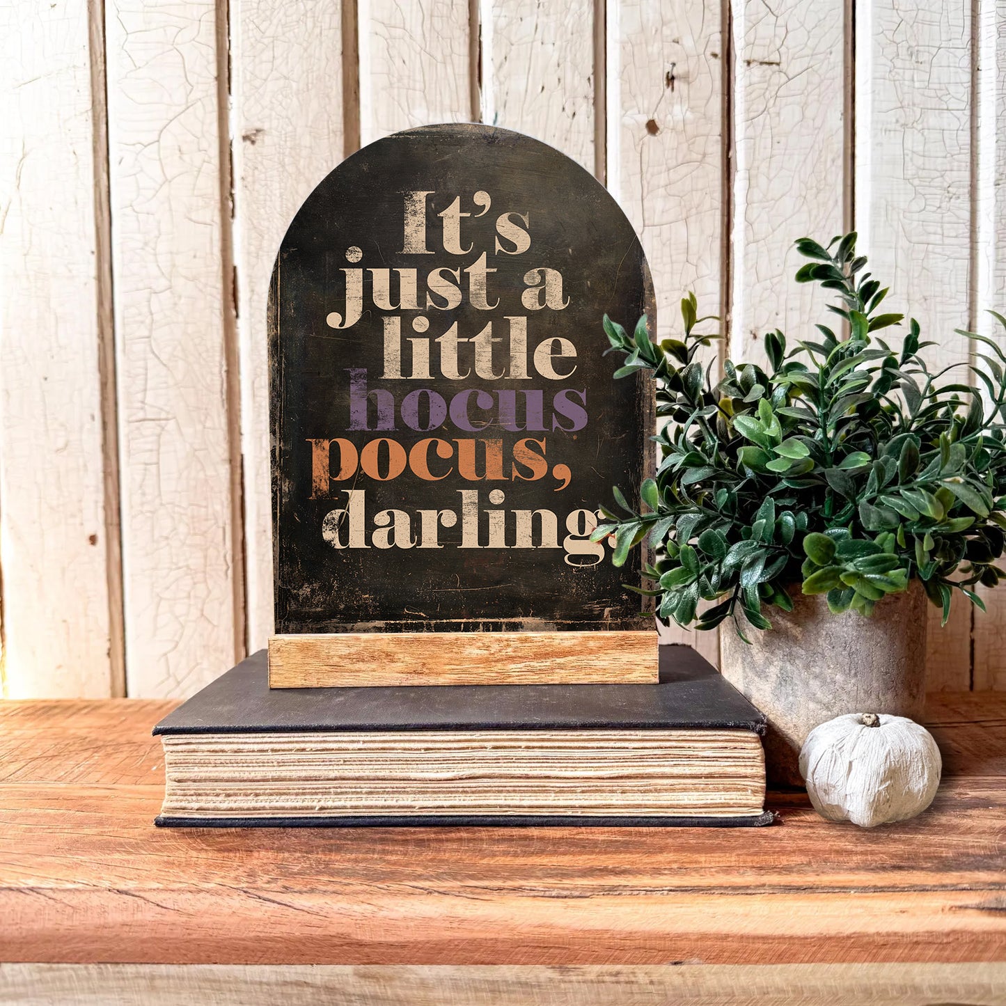 Hocus Pocus Arched Shelf Sitter