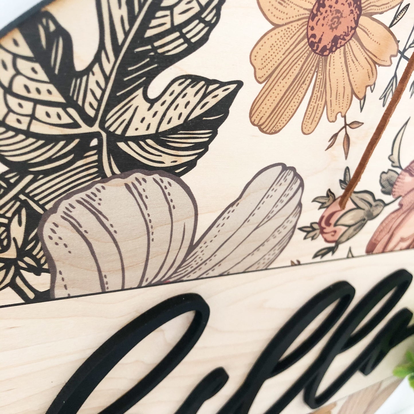 Spring Round Vintage Floral Sign