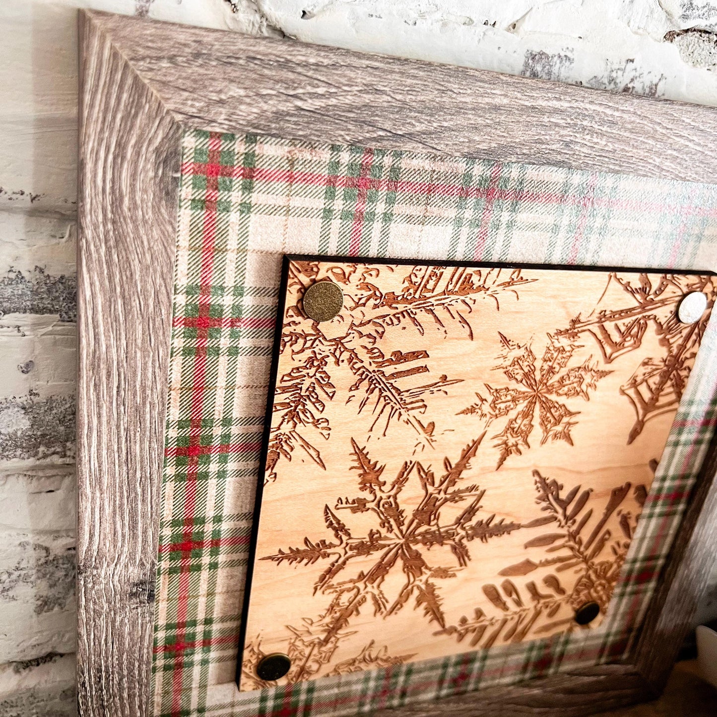 Etched Snowflake with Plaid Background Sign