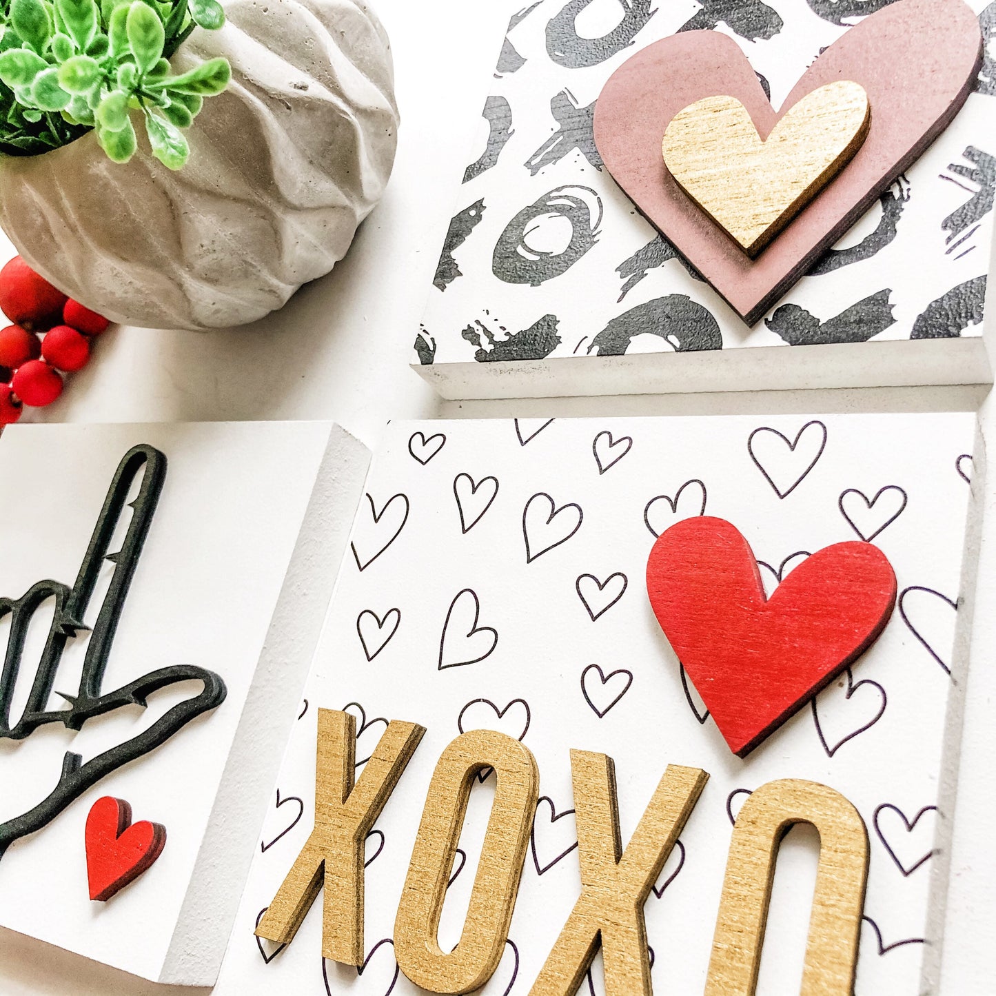 Valentines Day Mini Tiered Tray Sign