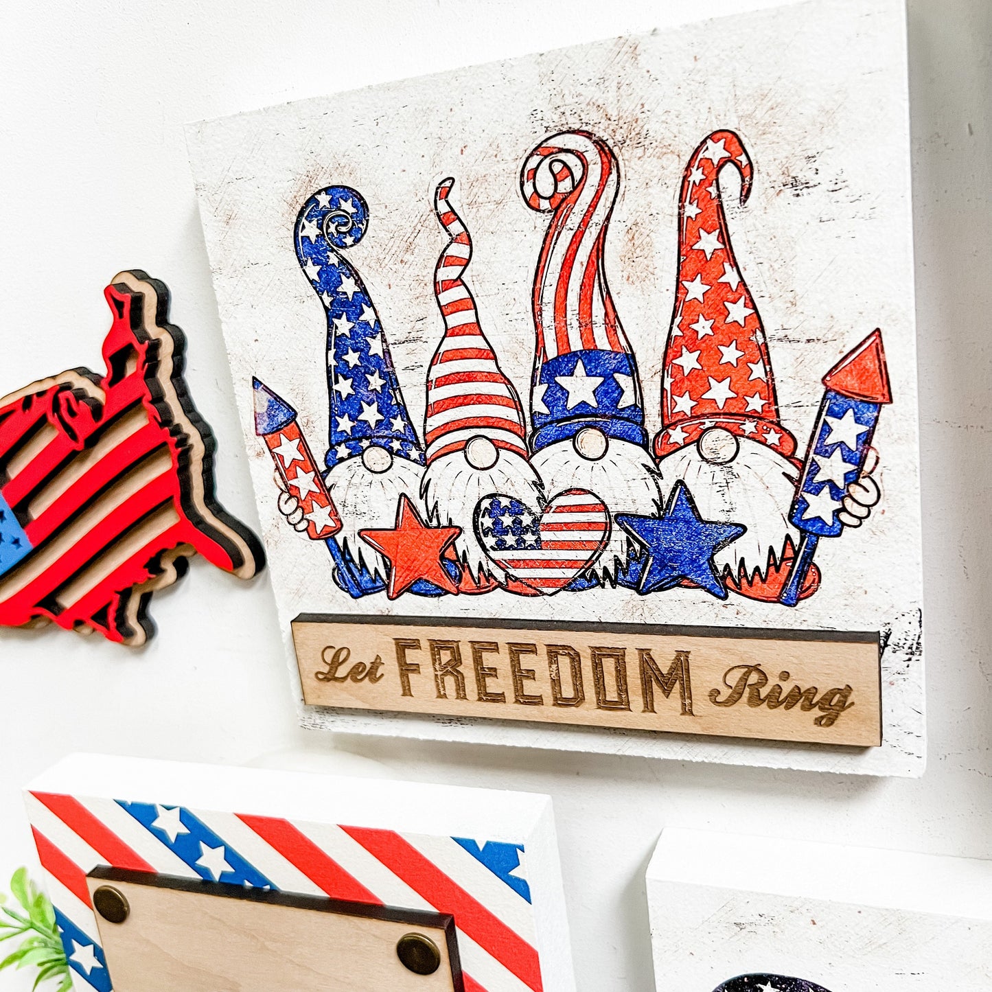 Patriotic Mini Tiered Tray Sign