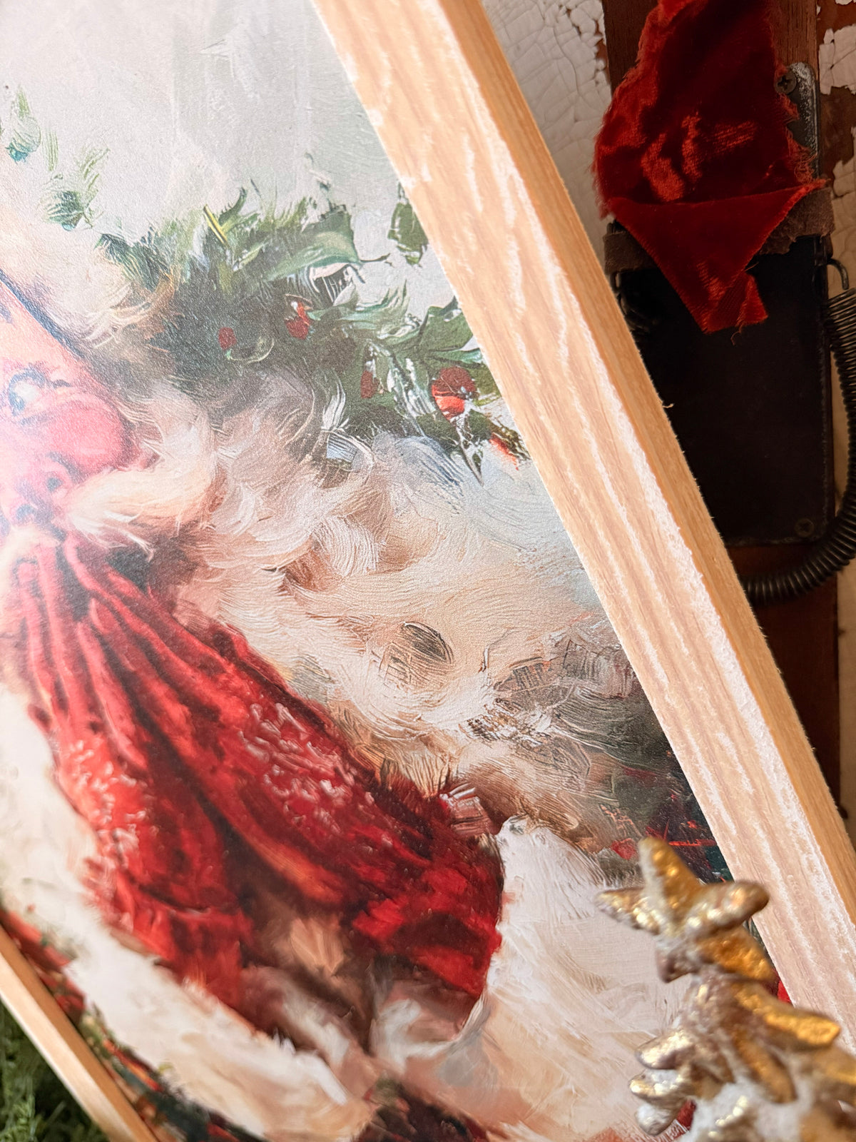 Santa Claus with Red Gloves Wood Sign