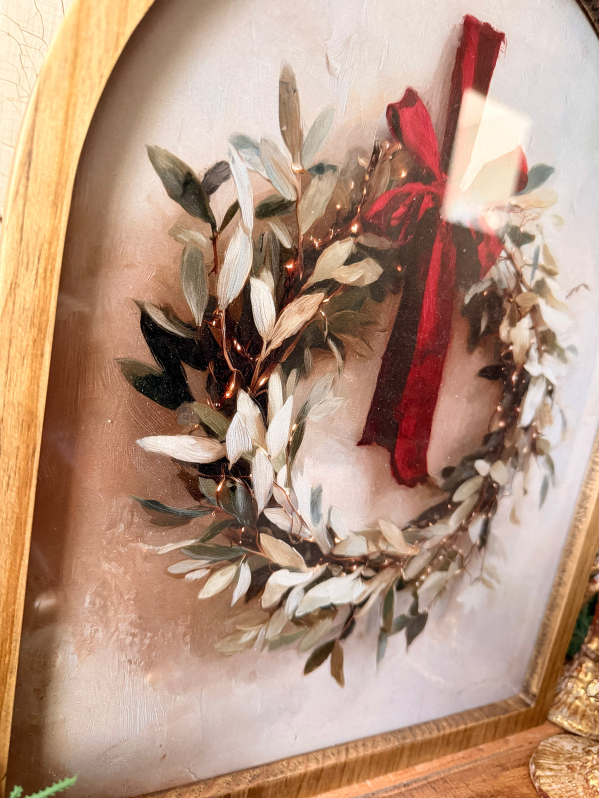 Framed Arch - Christmas Wreath w/ Red Bow