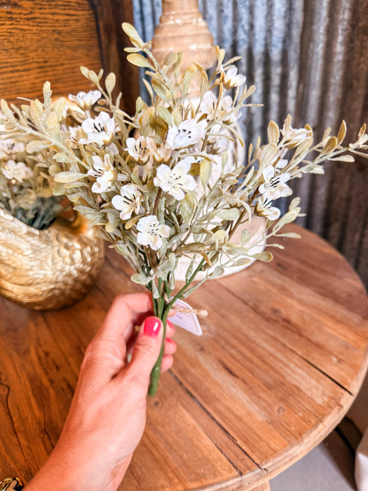 Moongate Bloom Bush 11"