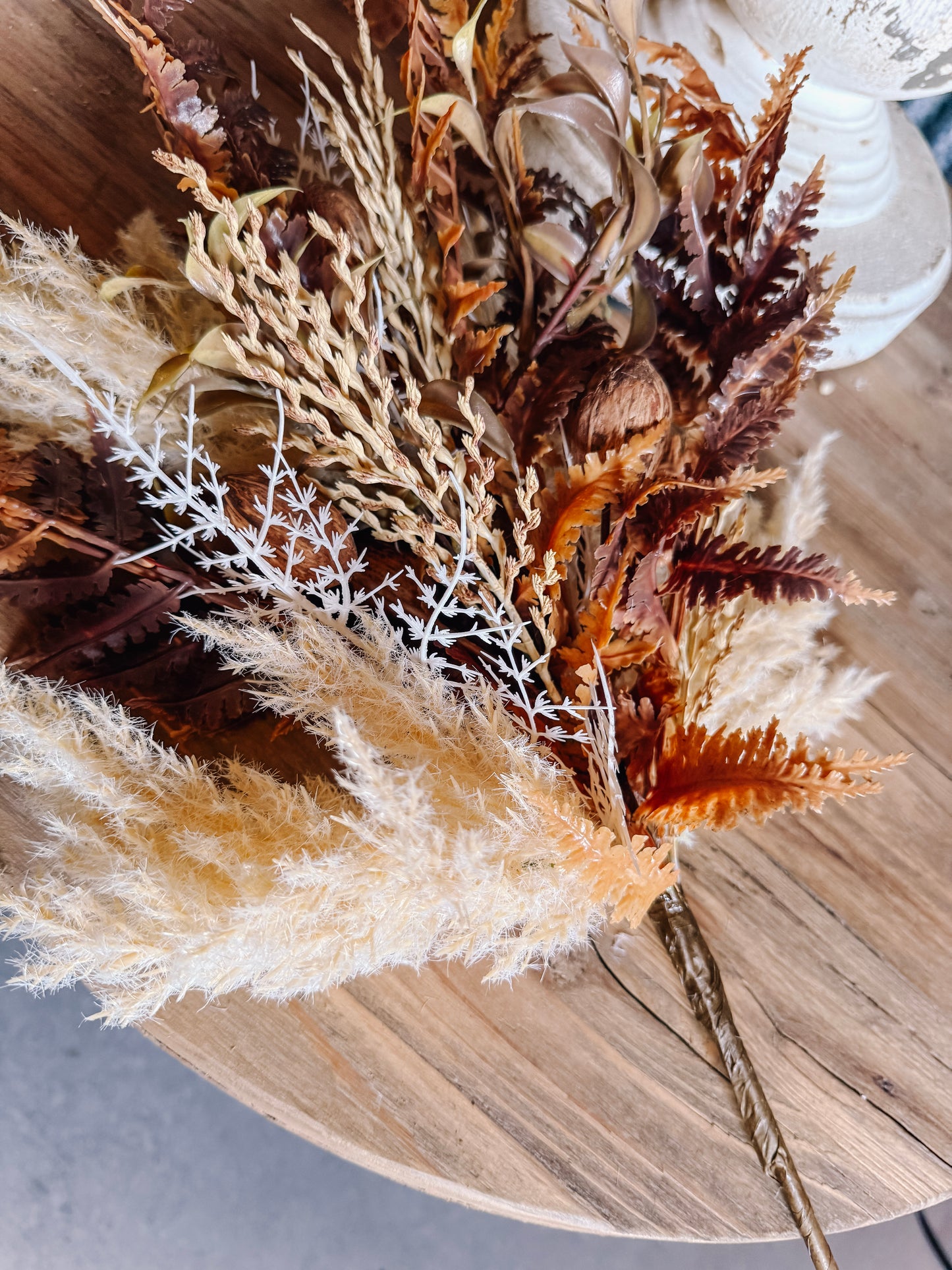 Pampas Hills Bouquet 20"