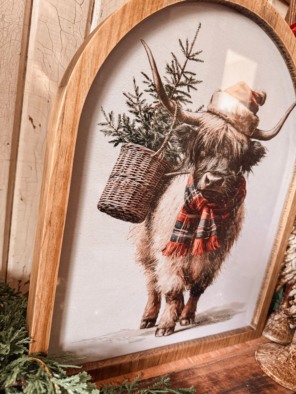 Framed Arch - Neutral Highland Christmas Cow