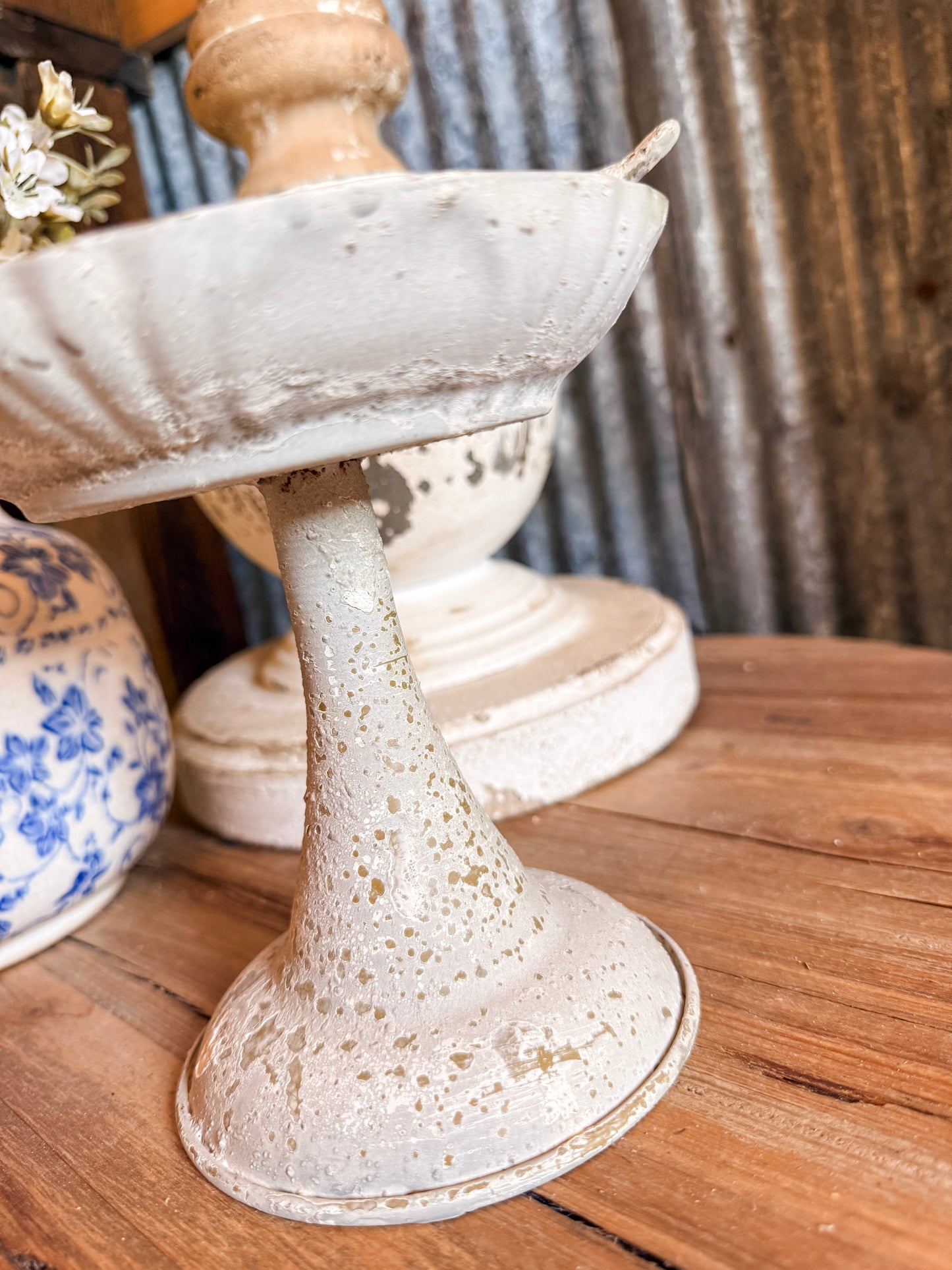 7" Quinn Bird Bath Holder