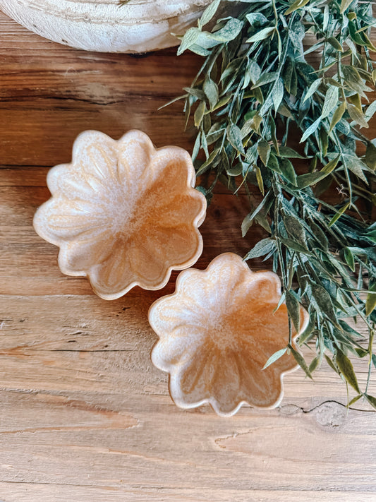 Mini Honey Brown Flower Dish
