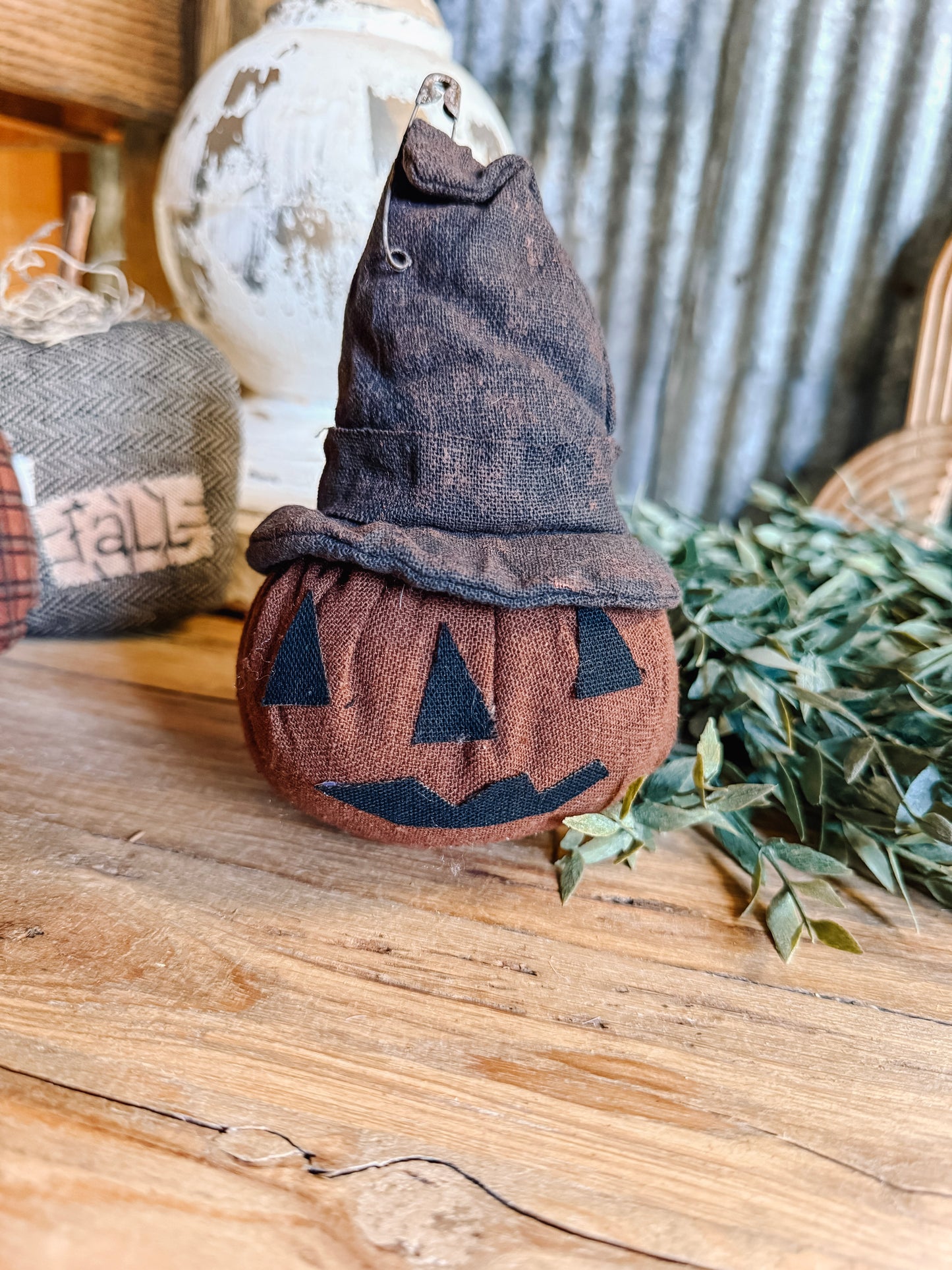 Primitive Jack-O-Lantern Face Pumpkin