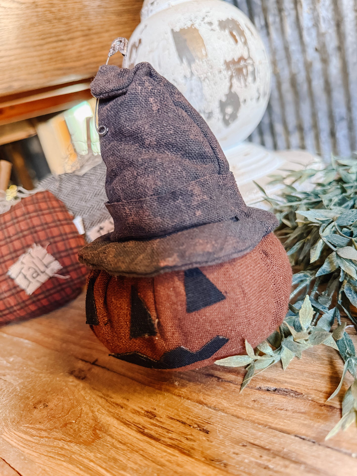 Primitive Jack-O-Lantern Face Pumpkin