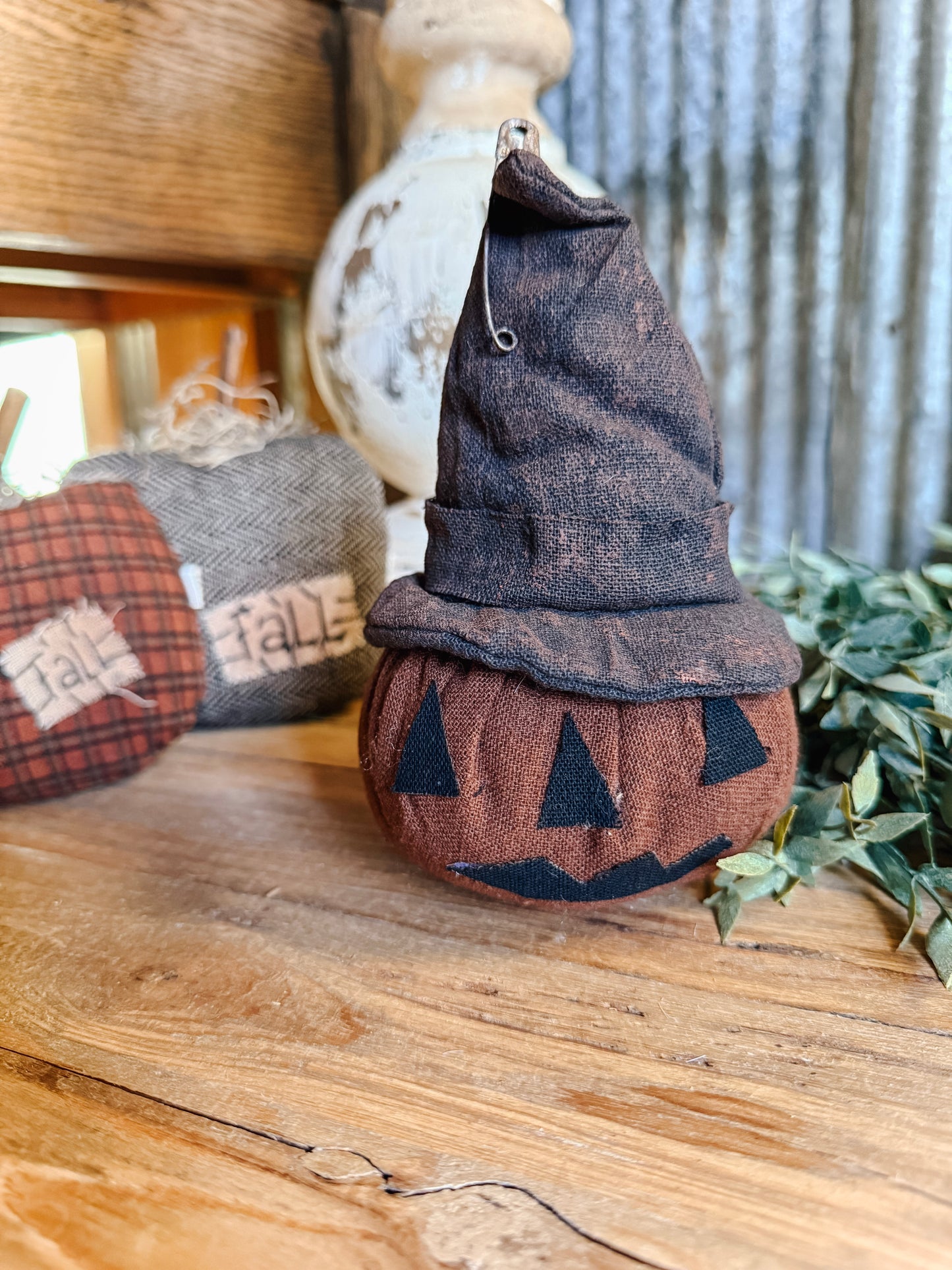 Primitive Jack-O-Lantern Face Pumpkin