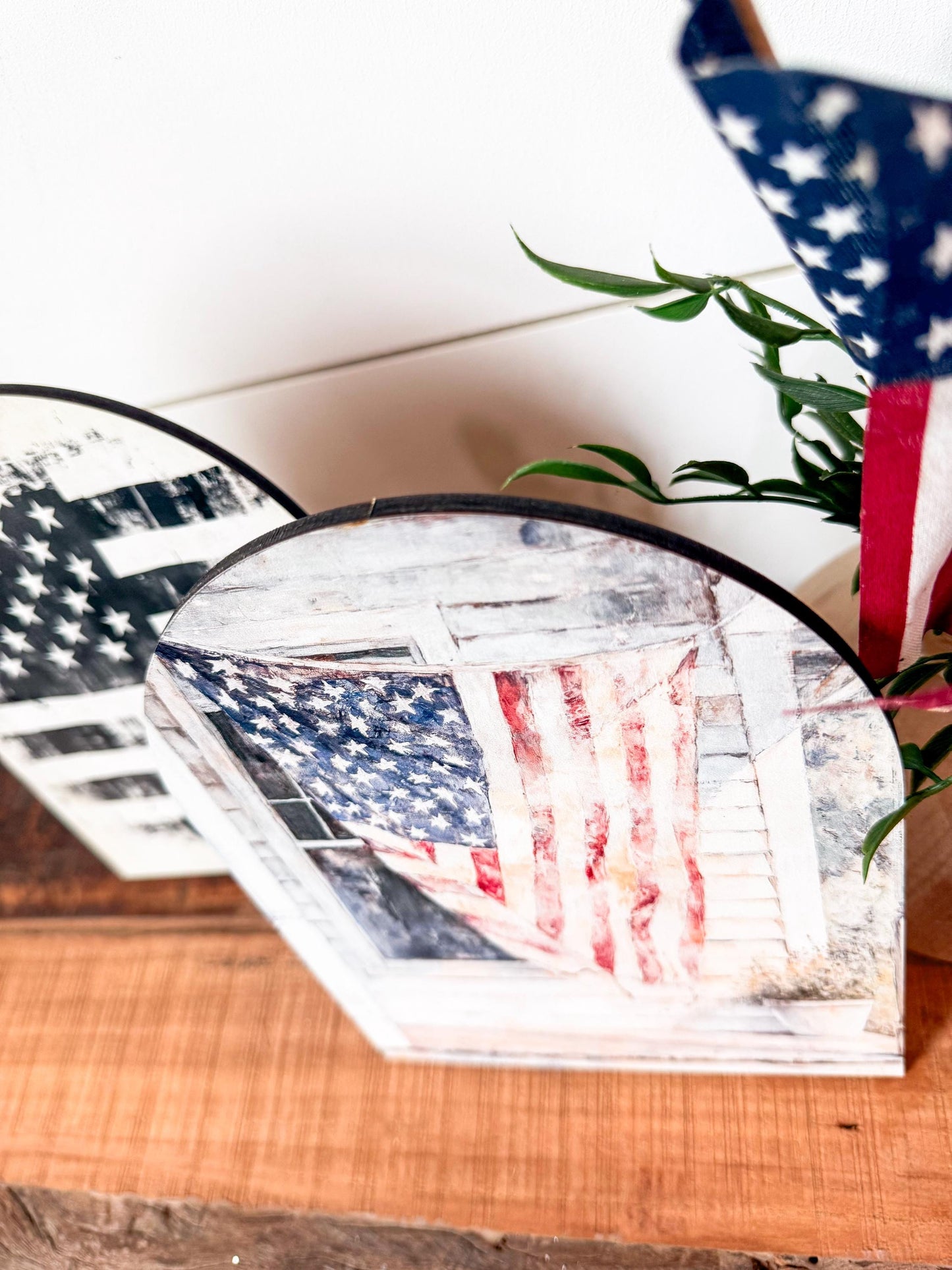 Vintage 4th of July Flag Arched Shelf Sitter