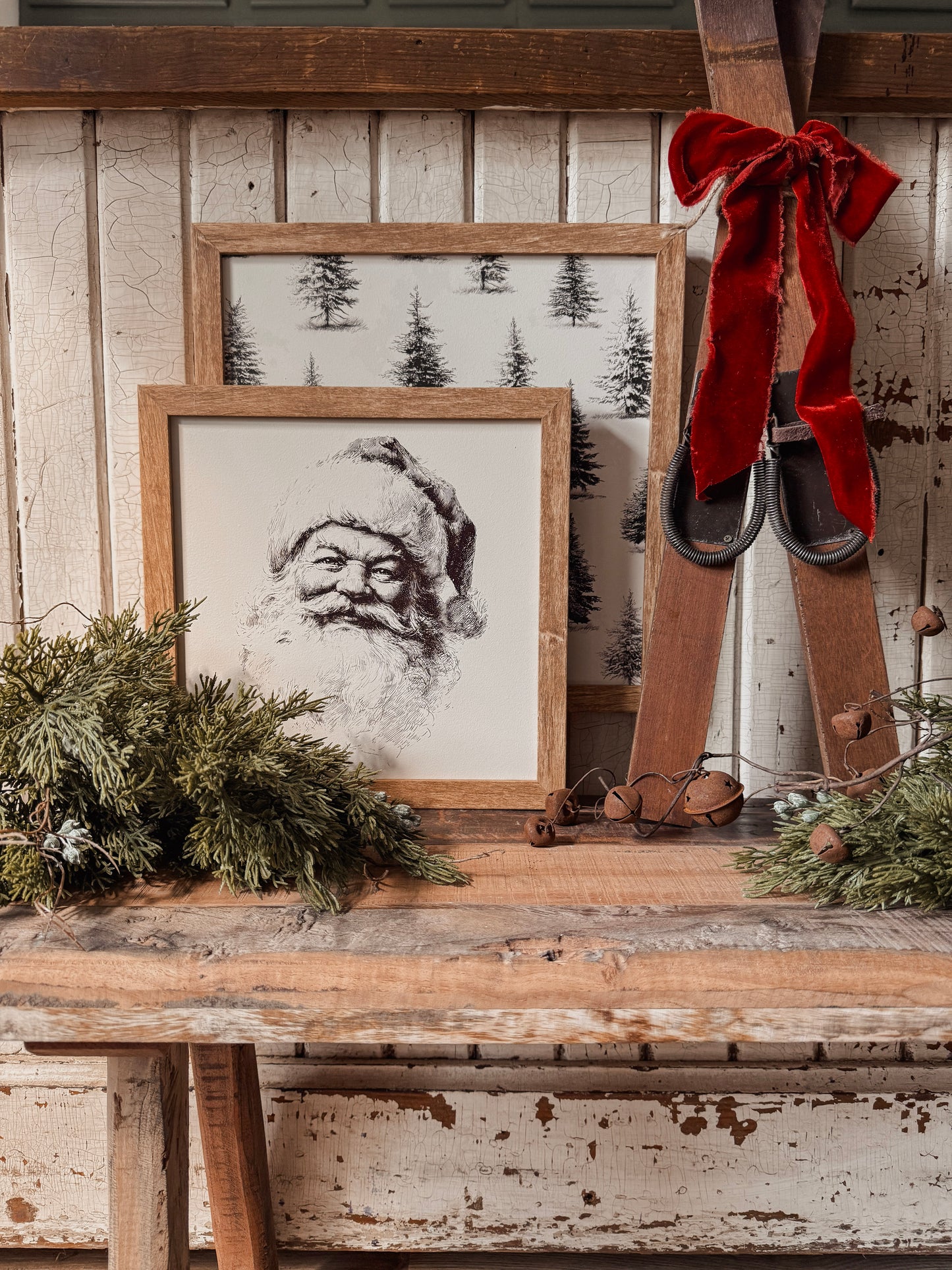 Black/White Evergreen Trees Layering Sign