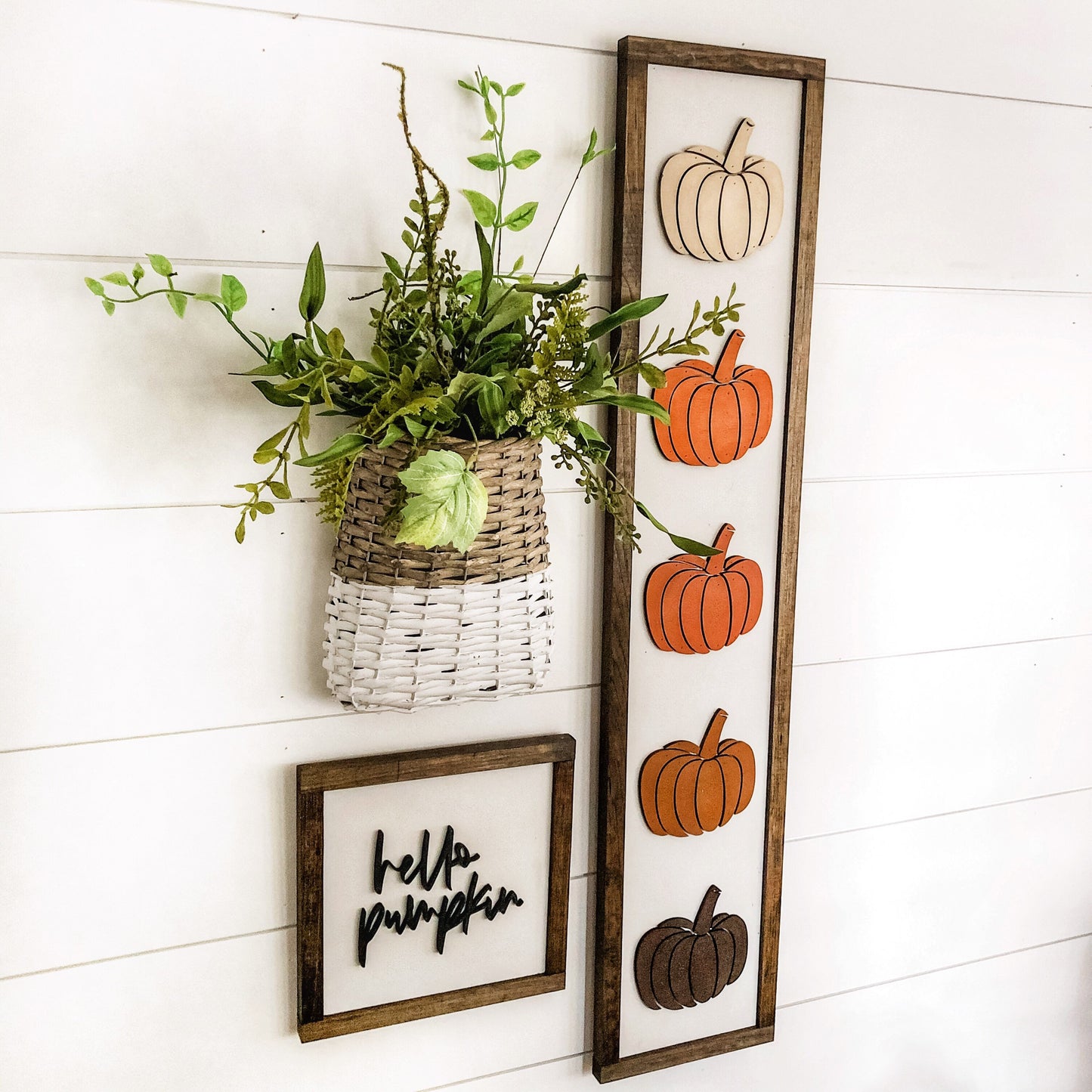 Ombre Orange Pumpkins Skinny Sign