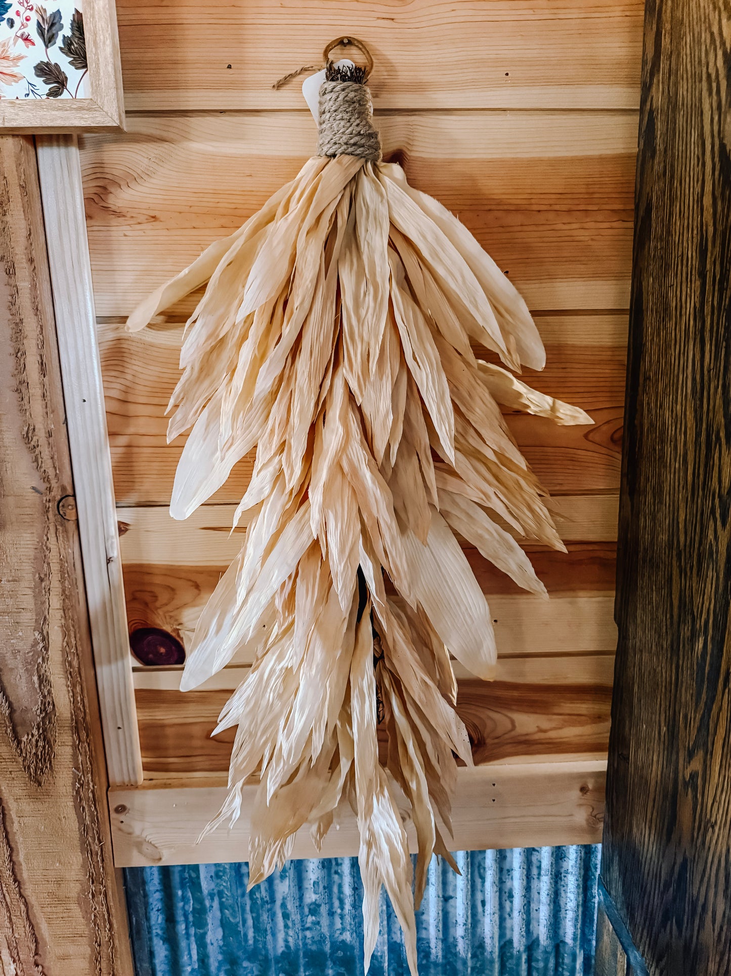 Corn Husk Swag 28"