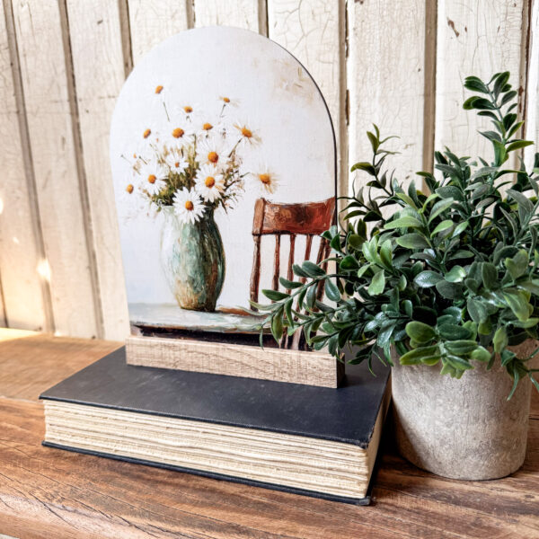 White Daisies in Vase Arched Wood Sign Shelf Sitter - Image 2